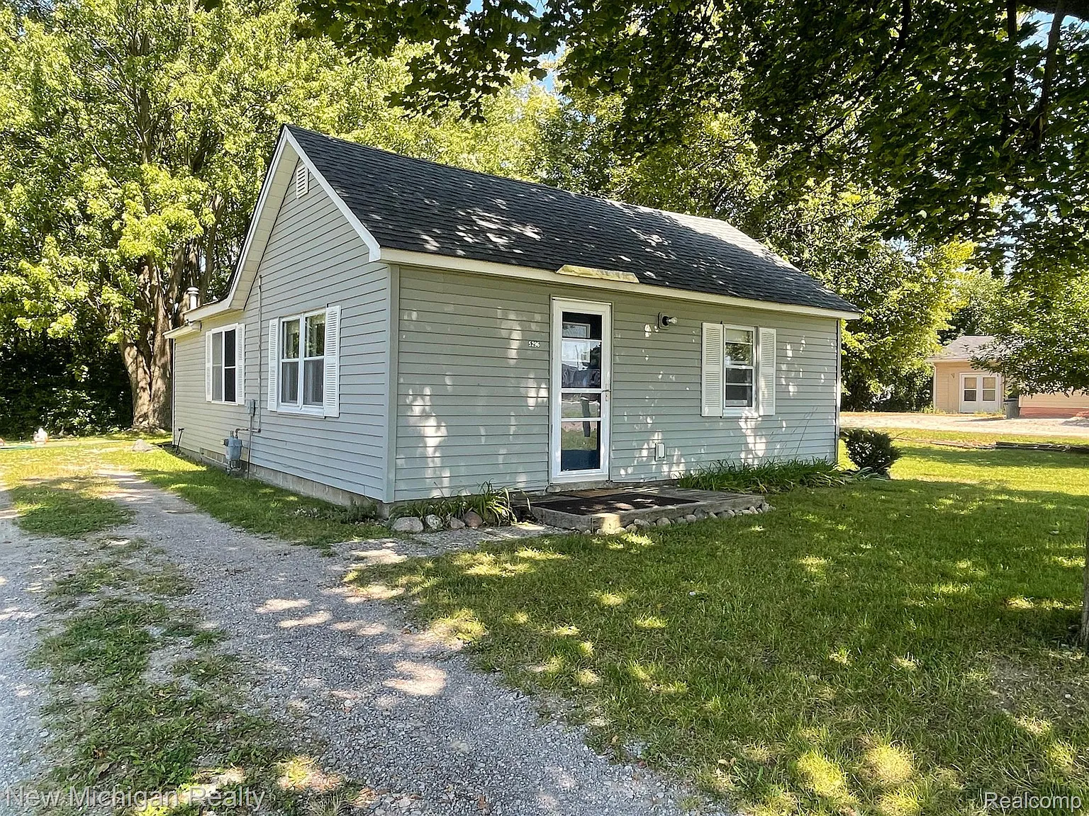 5296 Reuben Dr photo 1