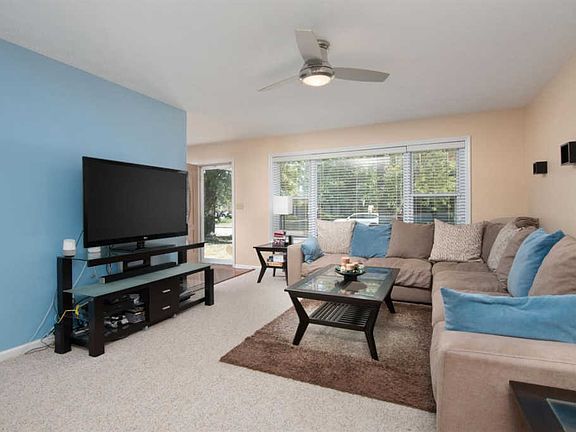 4th image of 3253 Shoal Lake Dr
