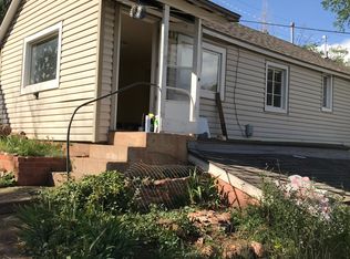121 1/2 Cave Ave, Manitou Springs, CO 80829