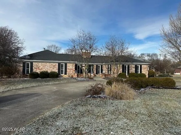 1600 Fairway Dr, Lima, OH 45805