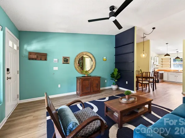 15 Krista Cir Suite B, Candler, NC 28715