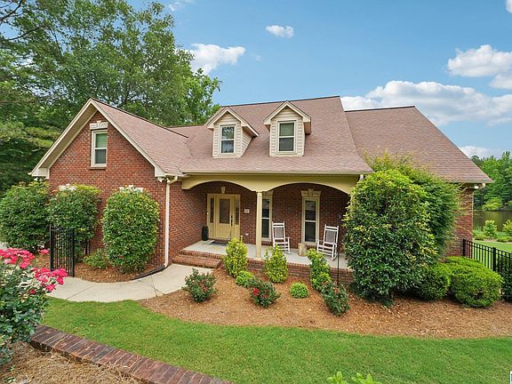 2nd image of 107 Emerald Lake Dr