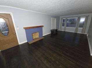 8305 Belleview Ave, Kansas City, MO 64114