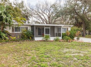 9325 90th Ter, Seminole, FL 33777