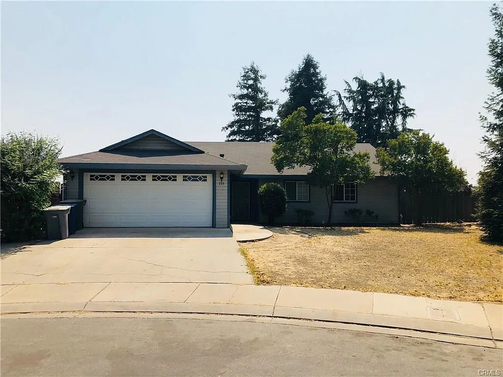 725 Marian Ct photo 1