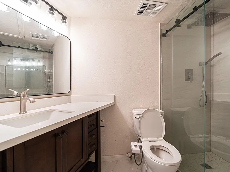 10811 Richmond Ave #39 — Photo 10
