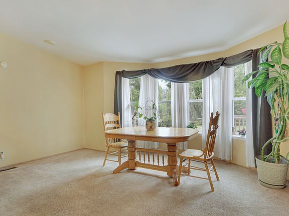 5th image of 3118 132nd St E