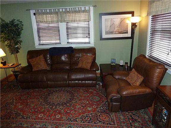 Living Room has Hardwood Floors