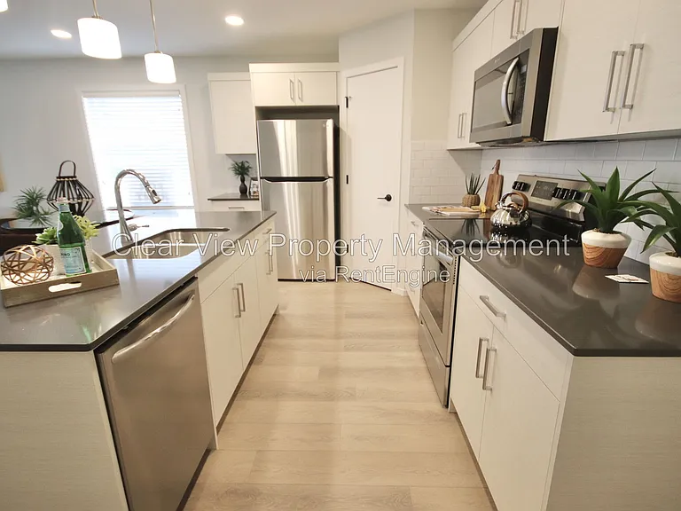 16 Rivergrove Ln W #4 — Photo 5