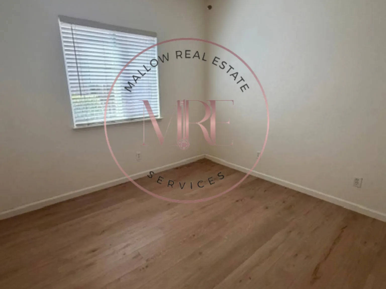 3 bed, 1612 sqft, $2,400 — Photo 2