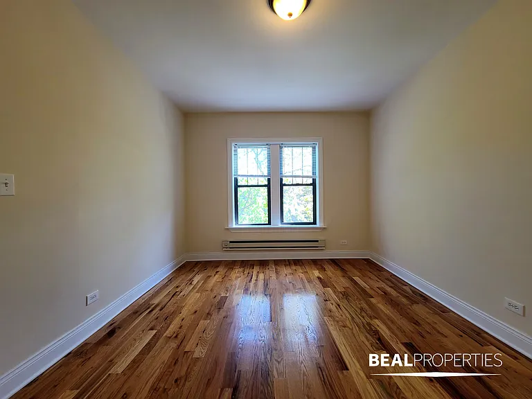 622-30 West Cornelia Avenue — Photo 28