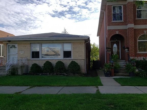 2nd image of 3527 N Neenah Ave