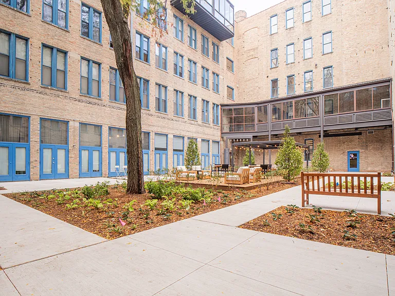 Cobbler Square Lofts — Photo 26