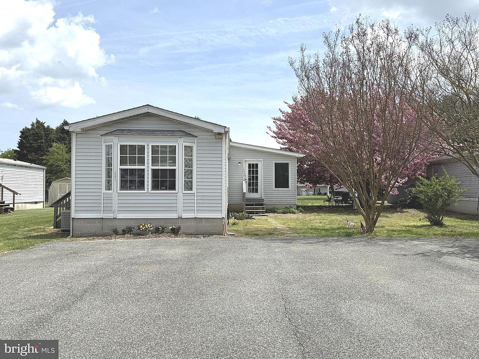 1st image of 25877 Lingo Ln #4