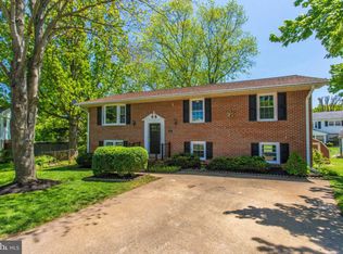 311 Morven Park Ct NW, Leesburg, VA 20176