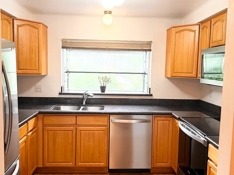 10837 SE 172nd St #8D — Photo 17