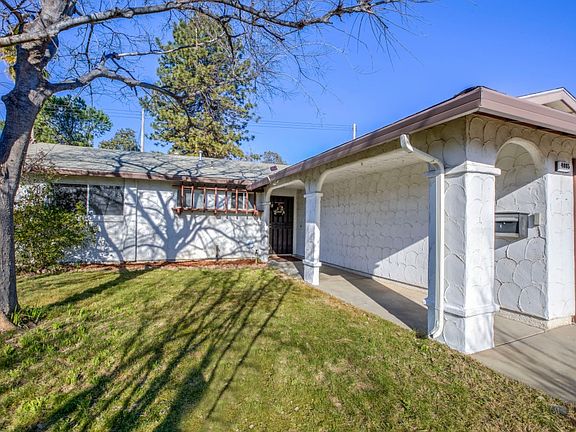 3rd image of 4085 Alta Lorraine Way