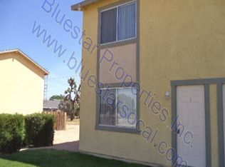 13915 Smoke Tree St APT 1, Hesperia, CA 92345