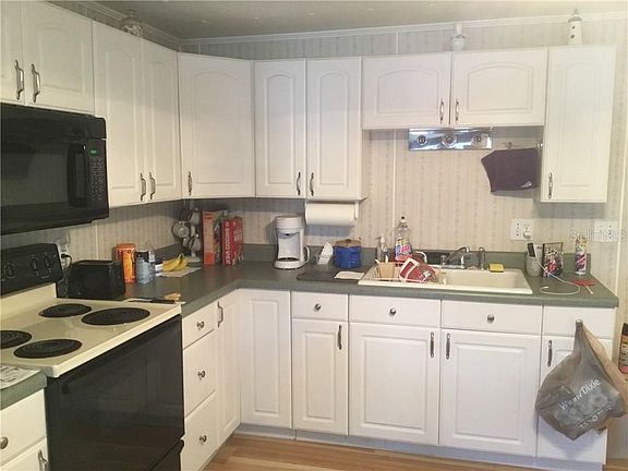 4th image of 509 Fleetwood St