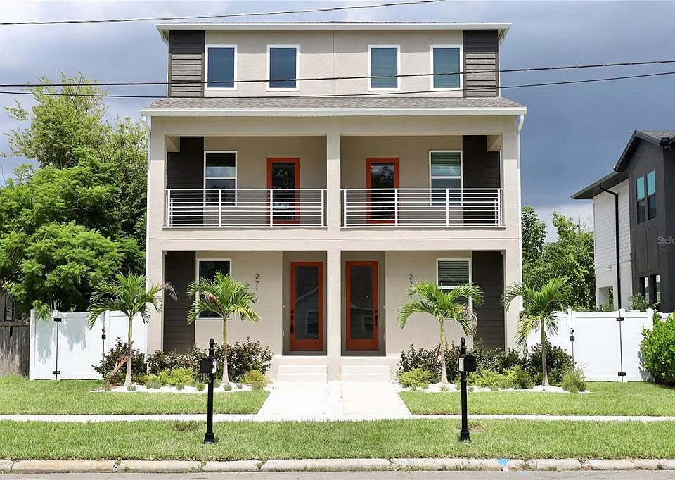 2711 W North B St #1