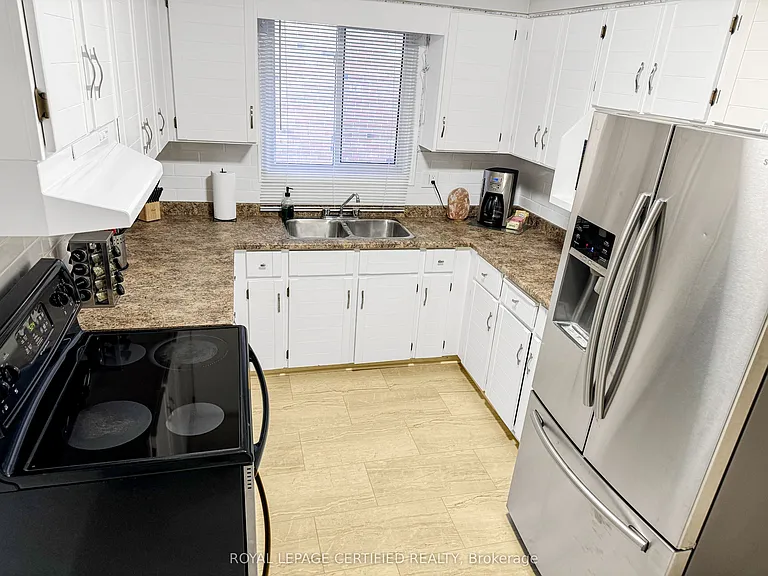 67 McDonagh Cres — Photo 5