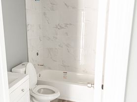 901 W 36th St, Riviera Beach, FL