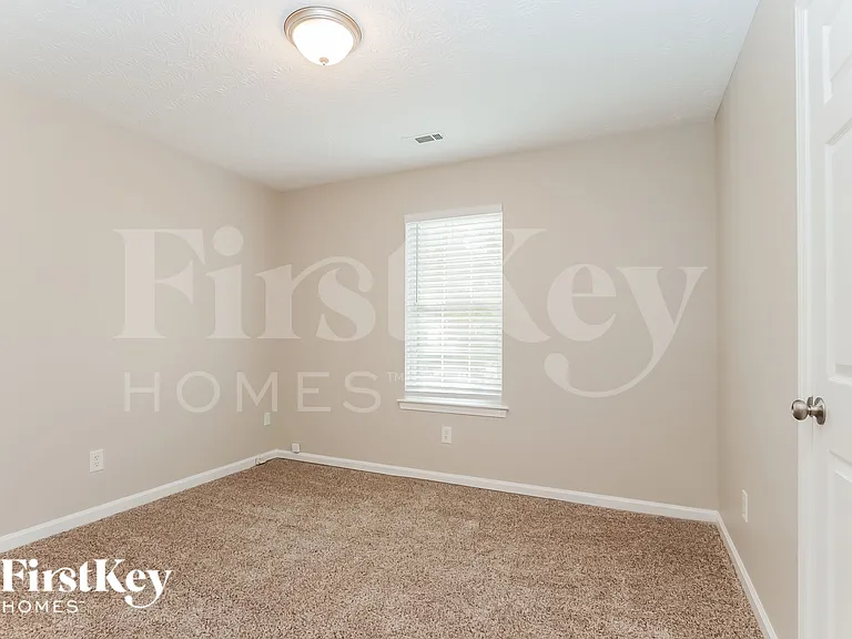 290 Willow Shoals Dr — Photo 15
