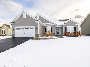1461 Grand Meadows Way, Webster, NY 14580