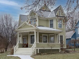 27 Oak St, Geneseo, NY 14454