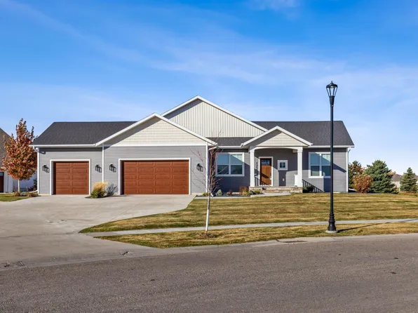 4984 Avery Ln S, Fargo, ND 58104