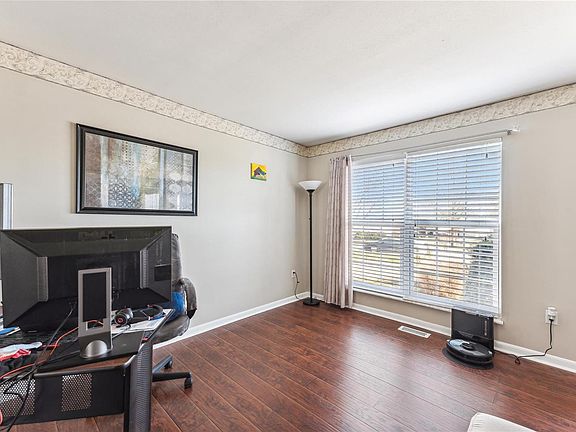 5th image of 2511 Hickory Manor Dr