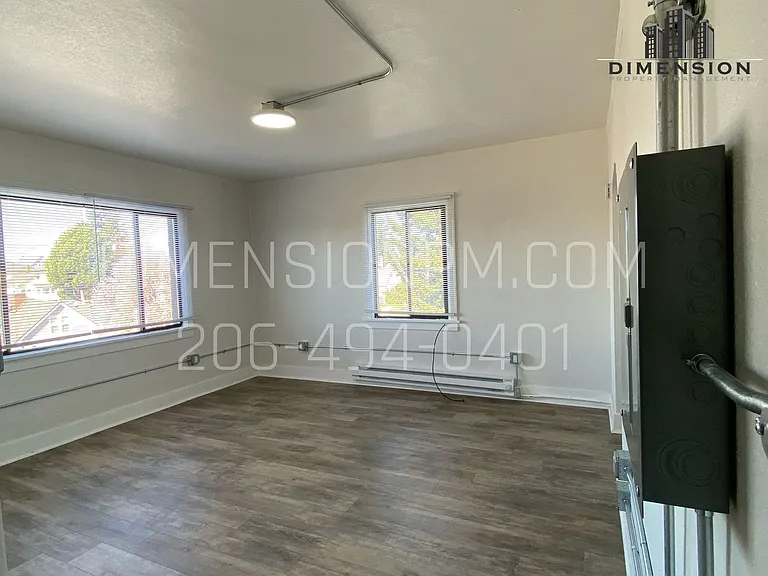 Historic Brick Studios in Walkable North Everett Updated Kitchens, Natural Light & Select Views — Photo 13