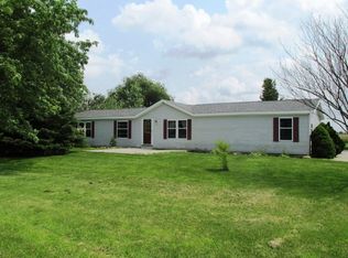 1203 W Division Rd, Huntington, IN 46750