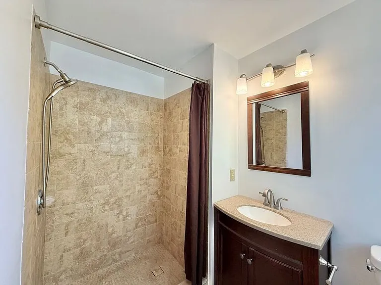 5017 Sandlewood Dr — Photo 18