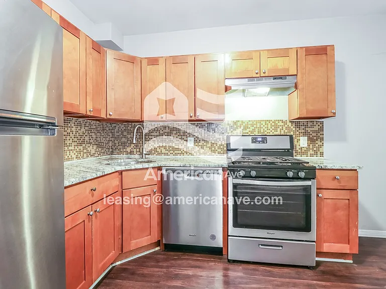 1539296_007_kitchen_13741821.jpg