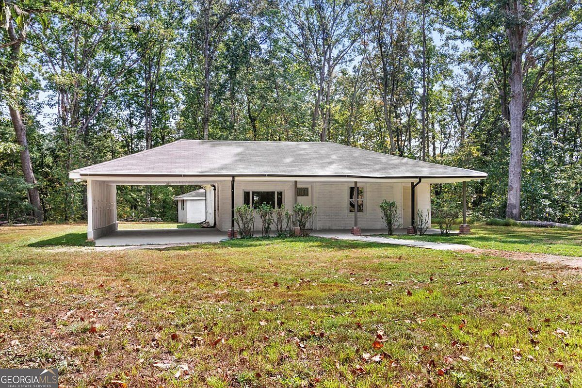 3990 Pine Hill Dr, Douglasville, GA 30135 | MLS #10609108 | Zillow