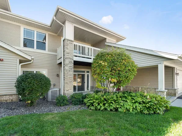 9313 S Cobblestone WAY #H, Franklin, WI 53132