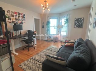 235 Columbia St #3T, Cambridge, MA 02139