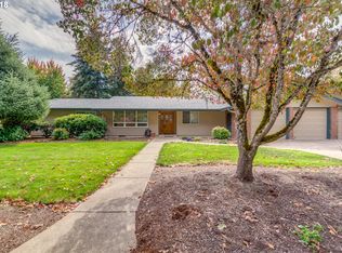 1020 Lakewood Dr SW, Albany, OR 97321