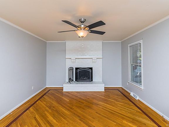 4th image of 4705 Mason Way Ct