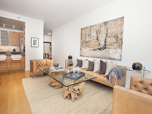 2nd image of 100 W 18th St APT 5E
