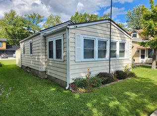 407 E Cable Ln, Syracuse, IN