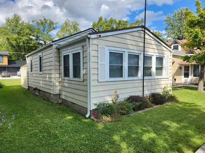 407 E Cable Ln, Syracuse, IN, 46567