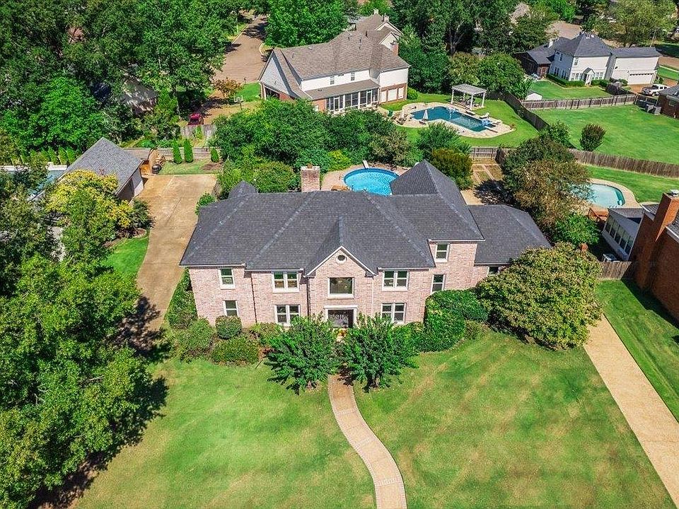 1st image of 9464 Doe Meadow Dr