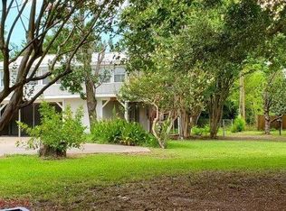 145 Meadow Heath St, Mabank, TX 75156