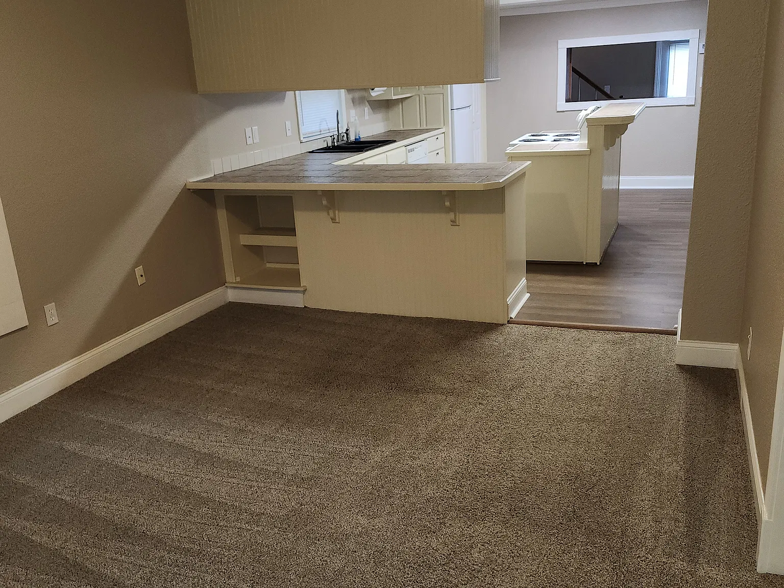 2 bed, 1488 sqft, $1,075 — Photo 2