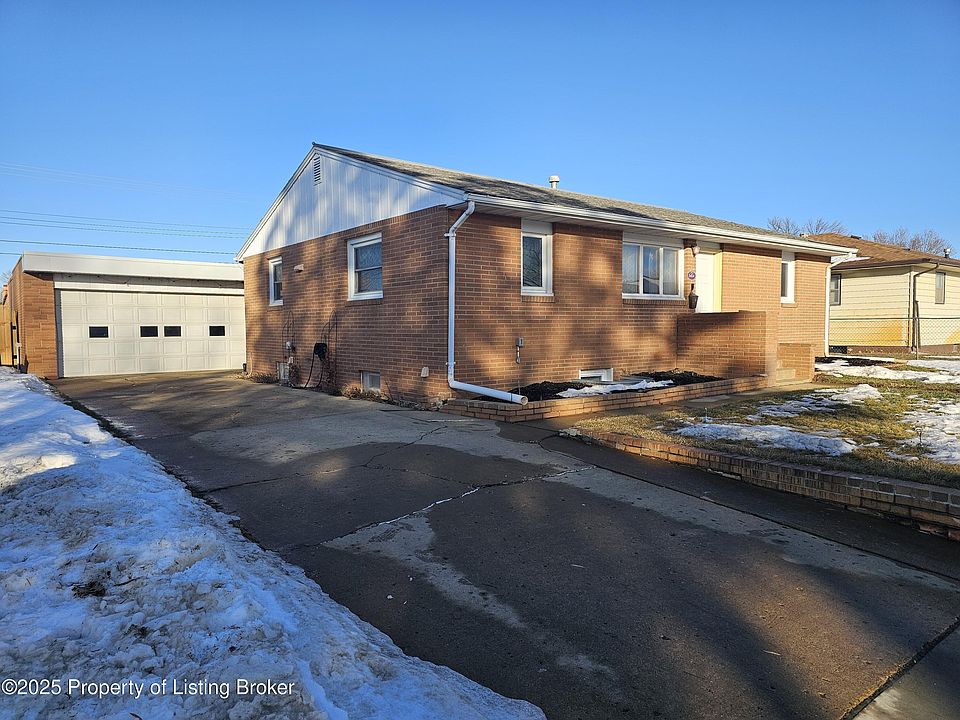 1st image of 1454 2nd St S