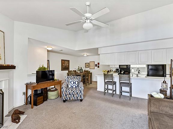 3rd image of 22693 Lenox Dr #624