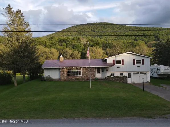 2000 County Road 41, Roxbury, NY 12474