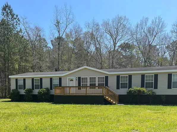 151 Della Ln, Dorchester, SC 29437